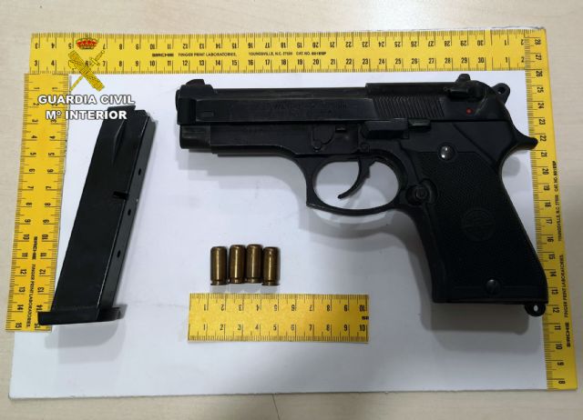 La Guardia Civil detiene a dos hermanos por el secuestro y la agresión a un vecino de Blanca - 1, Foto 1