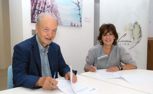 La Fundación Trinitario Casanova renueva su compromiso con Jesús Abandonado donando 20.000 litros de zumo y leche - 1, Foto 1