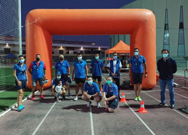 Héctor Pujante y Beatriz López, ganadores del Acuatlón nocturno de Cehegín - 1, Foto 1