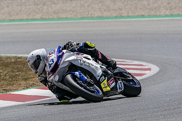 Carlos Cano logra su primera victoria en Moto4 con el H43 Team Nobby - 1, Foto 1