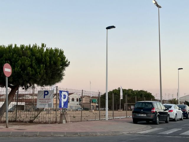 El Ayuntamiento habilita un aparcamiento disuasorio durante el verano en Lo Pagán con 150 plazas - 1, Foto 1