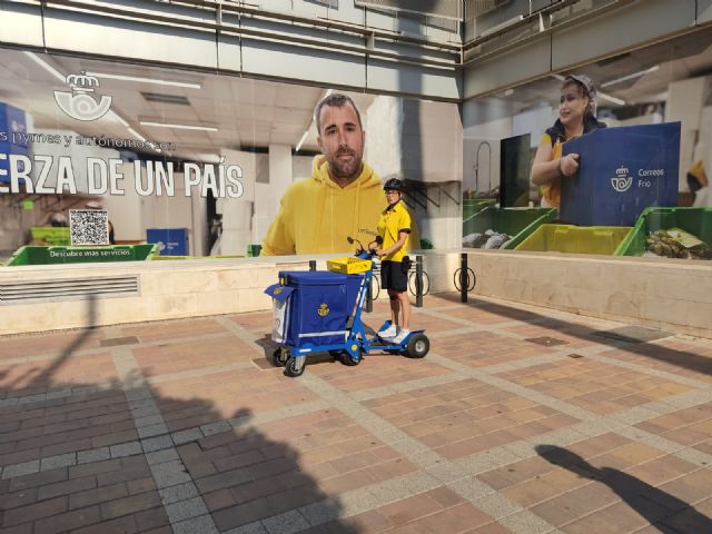 Correos inicia una prueba piloto con un carro de reparto asistido en la capital murciana - 1, Foto 1