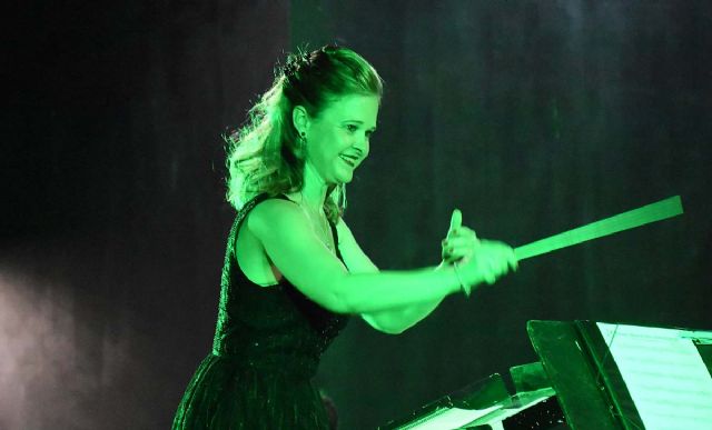 La Banda de Música de Calasparra deleita a los asistentes al Cine Rosales con un extraordinario ‘Concierto de Éxitos del Pop’ - 5, Foto 5