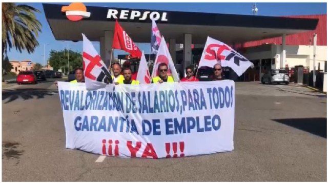 El sindicato STR manifiesta su satisfacción por la huelga en Repsol - 2, Foto 2
