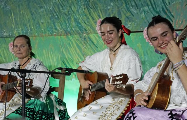 La XXXV Semana Cultural de LAlmazara concluye con un gran sabor a folklore y tradición - 4, Foto 4
