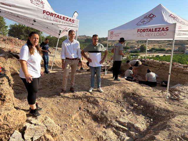 Voluntarios del proyecto 'Fortalezas del Rey Lobo' documentan una posible torre defensiva y un hallazgo inédito en El Castillejo - 1, Foto 1