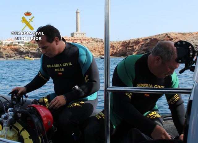 La Guardia Civil recupera una pieza romana en Cabo de Palos - 1, Foto 1