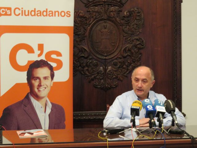 C´s Lorca pide al Equipo de Gobierno municipal que actúe urgentemente en la mejora de la seguridad vial de Alameda de Cervantes - 1, Foto 1