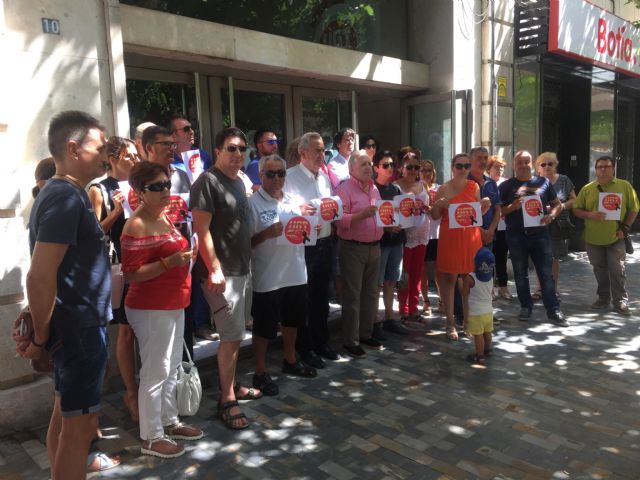 El PSOE se solidariza con las víctimas de Barcelona y apela a la unidad de todos en la lucha contra el terrorismo - 2, Foto 2