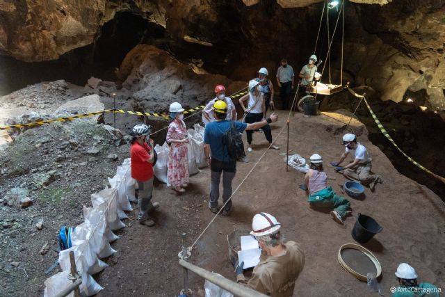 Concluye la nueva campaña de excavación en Cueva Victoria - 1, Foto 1
