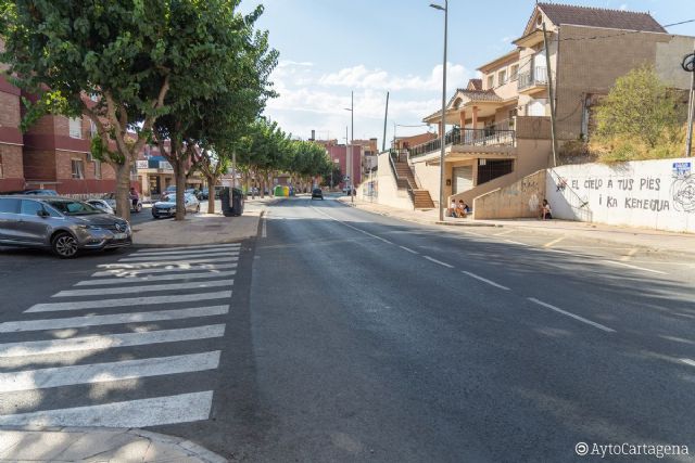 La calle Peroniño se somete en los próximos días al arreglo de los baches generados por las obras del colector de pluviales - 1, Foto 1