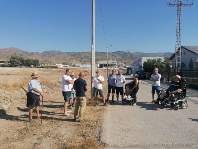 Vecinos de La Hoya preocupados por las futuras inundaciones de sus viviendas tras el movimiento de tierra de una parcela cercana - 3, Foto 3
