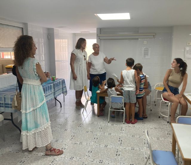 Isabel Franco visita la sede de verano del Centro Hogar de La Infancia de Cartagena - 2, Foto 2