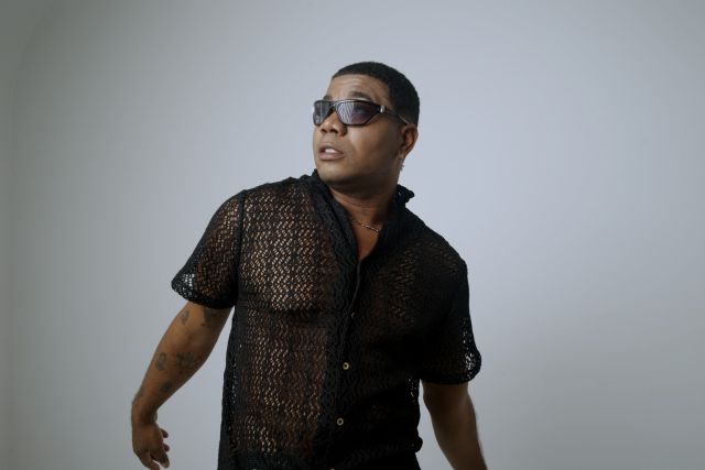 Jheral presenta “Dosis” un afrobeat que late al ritmo del amor - 4, Foto 4