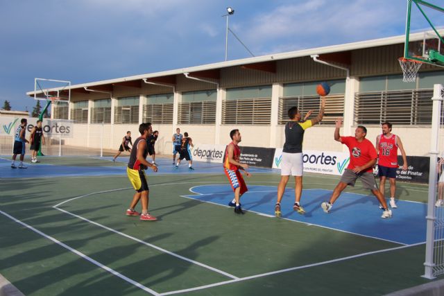 El polideportivo de San Pedro del Pinatar cuenta con dos nuevas pistas de baloncesto 3x3 - 2, Foto 2