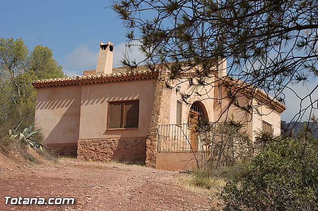 El BORM publicó ayer el anuncio de licitación del contrato de arrendamiento de industria del hotel y casas rurales de La Santa, Foto 3