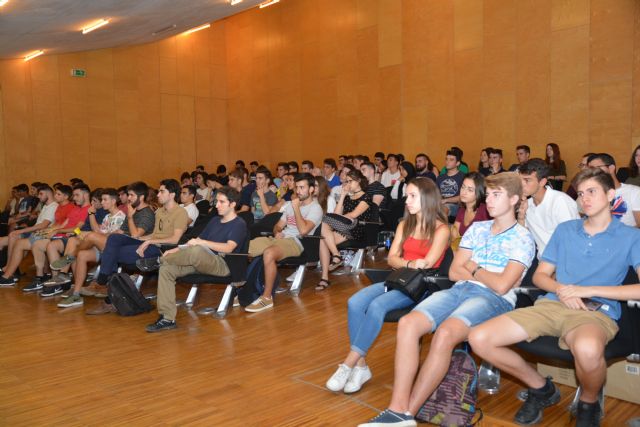 Alrededor de 6.000 alumnos inician el curso en la UPCT - 2, Foto 2