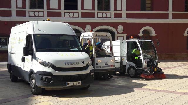 Limusa incrementa un 30% los efectivos para la limpieza de los diferentes eventos de la Feria y Fiestas - 4, Foto 4