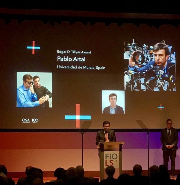 El catedrático de la UMU Pablo Artal recibe el prestigioso premio Edgar D. Tillyer - 1, Foto 1