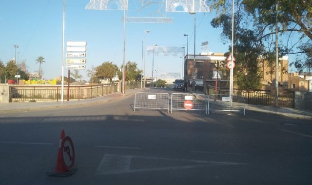 El Ayuntamiento de Lorca señaliza cerca de 9.000 plazas de aparcamiento en diferentes zonas con motivo de la Feria - 3, Foto 3