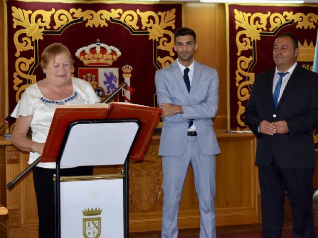 Toman posesión como alcaldes pedáneos Antonio Martínez Fernández en El Paraje y Valentina Torre Gómez en La Huerta de Arriba - 4, Foto 4