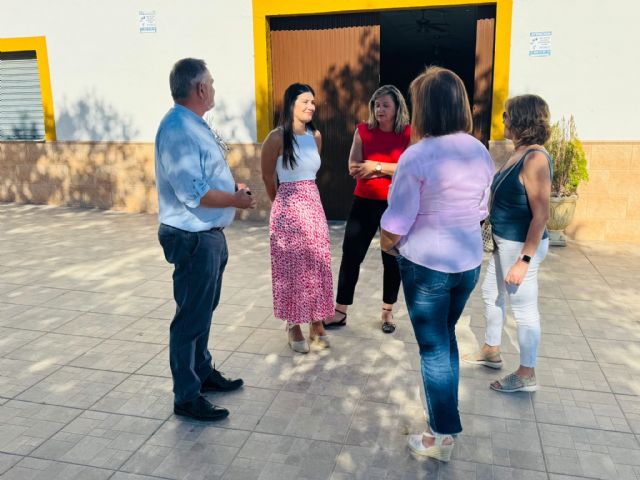 El Gobierno de Lorca celebra la iniciativa de los vecinos de Aguaderas que protagonizan una ampliación del salón vecinal - 5, Foto 5