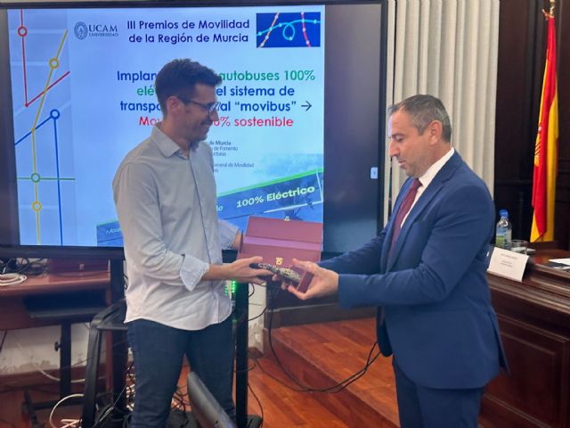 El proyecto regional Movibus 100% eléctrico es galardonado en los III Premios de Movilidad de la UCAM - 1, Foto 1