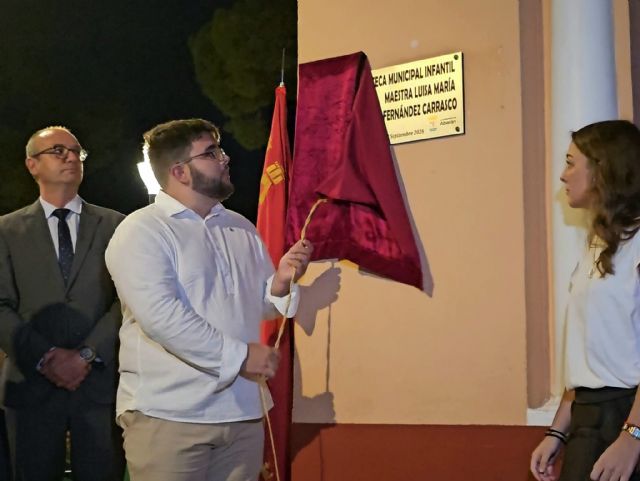 La antigua biblioteca infantil de Abarán recibe el nombre de Luisa María Fernández Carrasco, la directora del colegio Juan XIII recientemente fallecida - 2, Foto 2