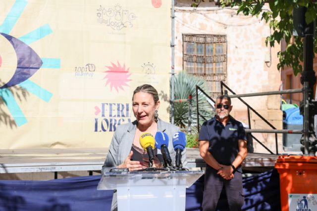 El dispositivo de limpieza municipal se intensificará durante la Feria de Lorca con 145 efectivos y 40 nuevas grandes papeleras en el casco histórico y Huerto de la Rueda - 2, Foto 2