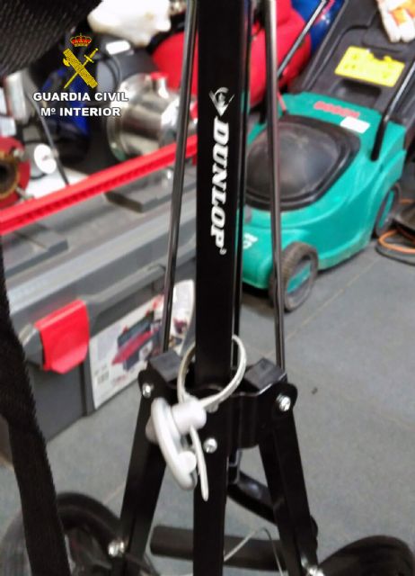 La Guardia Civil desmantela una banda dedicada al robo continuado en viviendas - 3, Foto 3