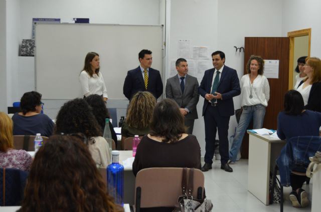 El paro descendió un 10,66% en San Javier durante el último año y la afiliación a la Seguridad Social creció un 3,53% - 2, Foto 2