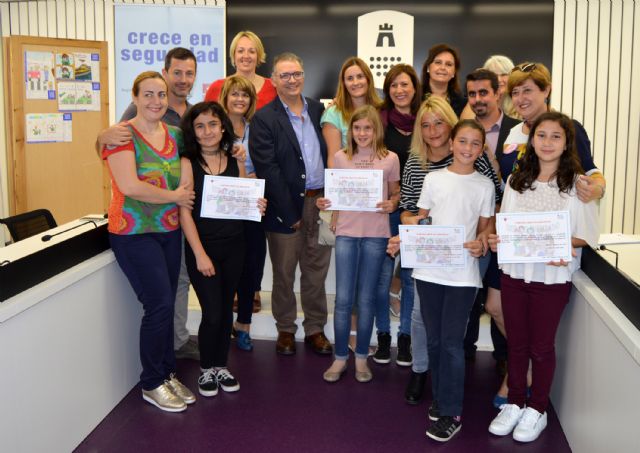 La fase local del concurso de dibujo de la campaña Crece en seguridad ya tiene ganadoras - 1, Foto 1