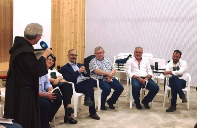 La iglesia de San José acoge la conferencia 'Santa Teresa andariega' y el concierto de 'Ministriles de San Miguel' - 1, Foto 1