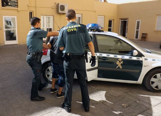 La Guardia Civil detiene a un joven delincuente por varios robos a vecinos de Caravaca de la Cruz - 1, Foto 1