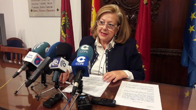 La construcción del primer edificio de pisos turísticos y la llegada de firmas internacionales líderes en deporte, bricolaje y automoción estimulan el sector urbanístico y comercial - 1, Foto 1