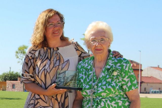 La pinatarense Pilar de la Osa distinguida en los 'Premios del Mayor de la Región de Murcia 2018' - 2, Foto 2