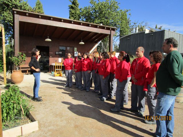 Los alumnos del Programa Mixto de Empleo y Formación visitan el CEAMA - 2, Foto 2