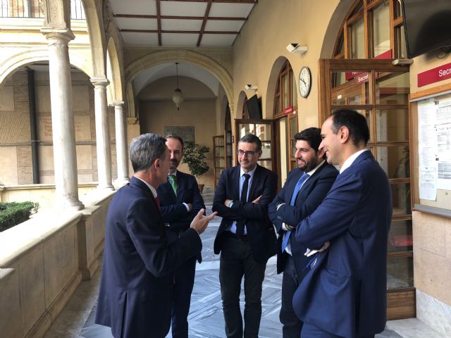 López Miras inaugura las I Jornadas de Oratoria organizadas por la Universidad de Murcia - 2, Foto 2