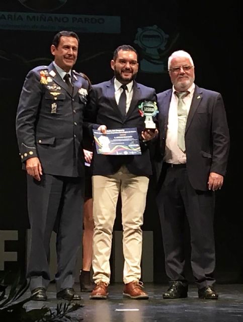 El jugador de bádminton torreño Antonio Brao, premiado en la 'II Gala del Deporte' de la UFDRM - 1, Foto 1