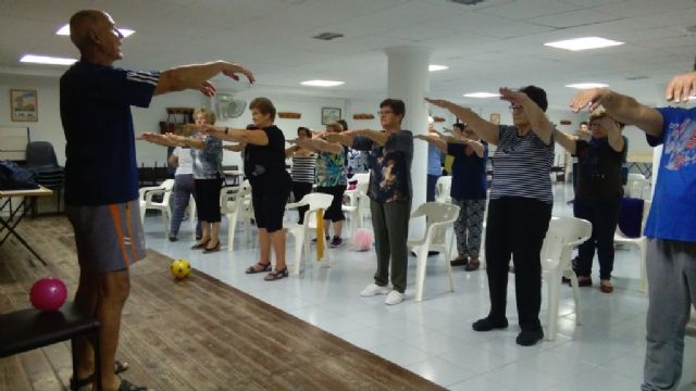 The Gymnastics programs for the Elderly and the Disabled begin, respectively, Foto 3