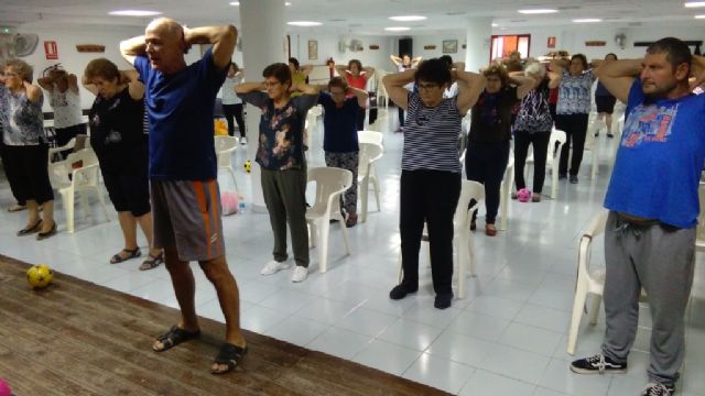 The Gymnastics programs for the Elderly and the Disabled begin, respectively, Foto 4