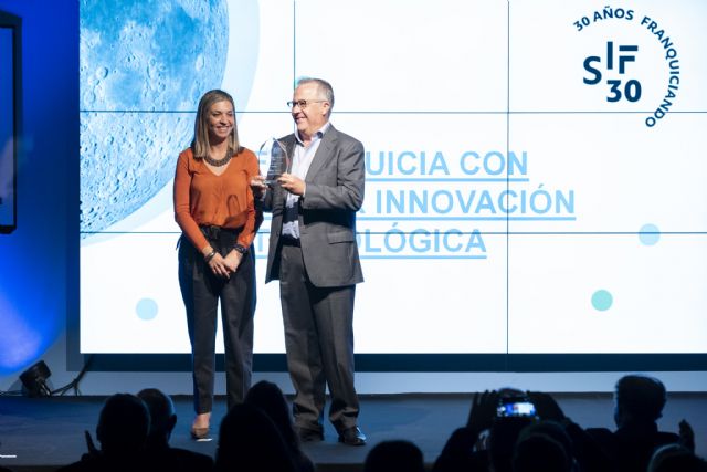 La primera empresa valenciana que obtiene el premio nacional de Franquicia con Mayor Innovación Tecnológica - 3, Foto 3