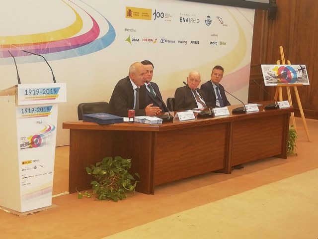 CORREOS presenta un sello que conmemora el centenario del transporte aéreo en España - 2, Foto 2