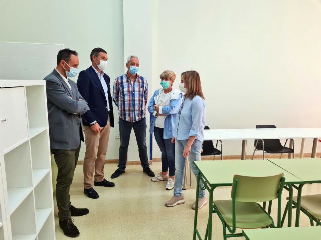 El Ayuntamiento de Caravaca pone a disposición de APCOM aulas para cursos que favorecen la inserción socio laboral de personas con discapacidad - 3, Foto 3