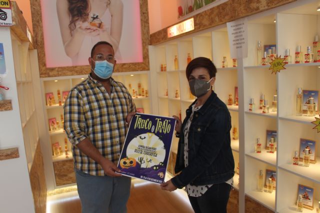 El comercio pinatarense se suma a la celebración de Halloween con la campaña Truco o trato - 1, Foto 1