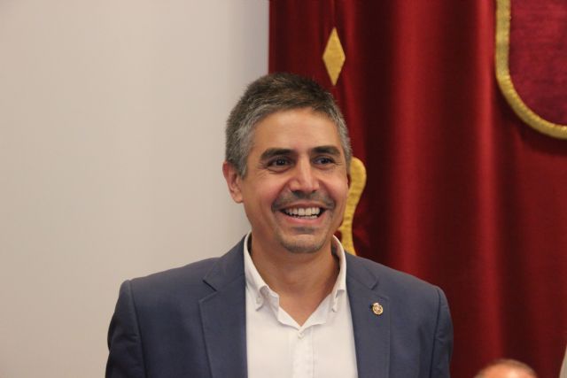 MC exige a N. Arroyo (PP) el cese de la coordinadora de Urbanismo tras conocer que se presenta a oposiciones municipales - 1, Foto 1