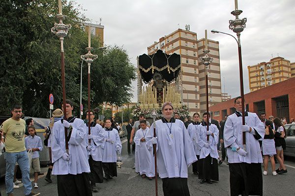 XXV aniversario de la Humilde Agrupación de Fieles de J. de la Caridad en su IIII Caída y Ntra. Sra. del Desconsuelo de la Barriada sevillana de los Príncipes - 4, Foto 4