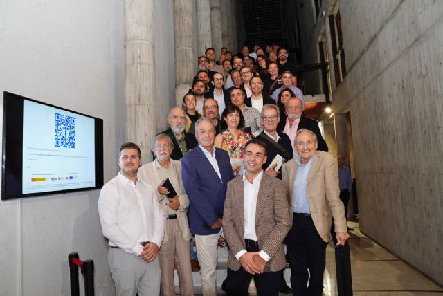 El Colegio de Arquitectos ha rendido homenaje a los profesionales con una trayectoria de 25 y 50 años - 1, Foto 1