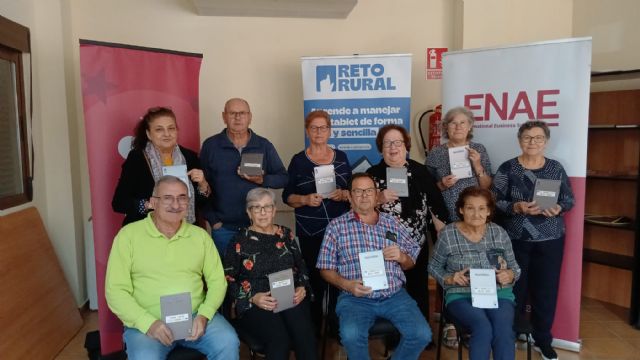 Lorca impulsa la formación digital para personas mayores con el proyecto europeo 'Reto Rural Digital' - 1, Foto 1