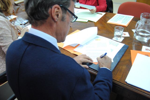 La Comisión Mixta concede más de 460.000 euros a familias de Lorca para alquileres y la reparación de sus viviendas dañadas - 1, Foto 1